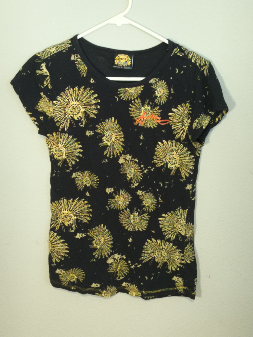 Avirex T shirt with gold shaman design size L